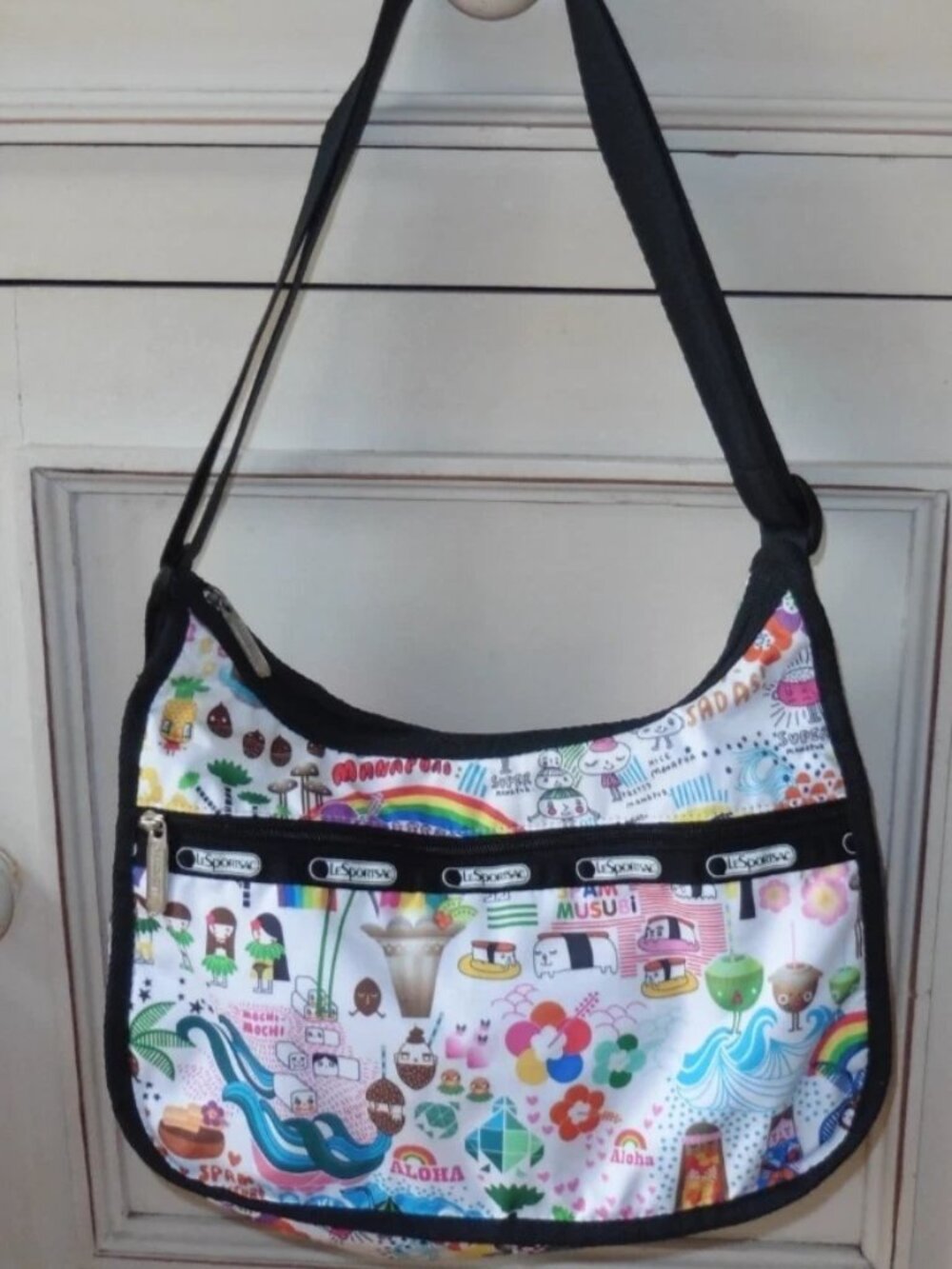 Lesportsac Limited Edition Cheerful Hawaiian Oh So Ono Onolicious Bag Purse